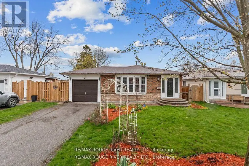 Detached at 27 ARCHER DRIVE, Ajax