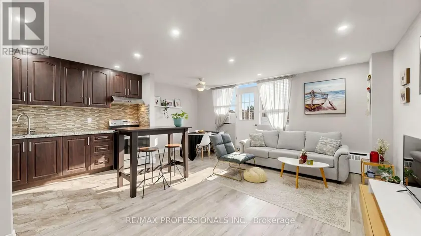 Apartment at 809 - 100 DUNDALK DRIVE, Toronto