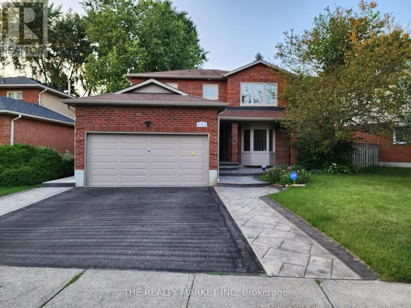 Detached at 102 WILLIAM STEPHENSON DRIVE, Whitby
