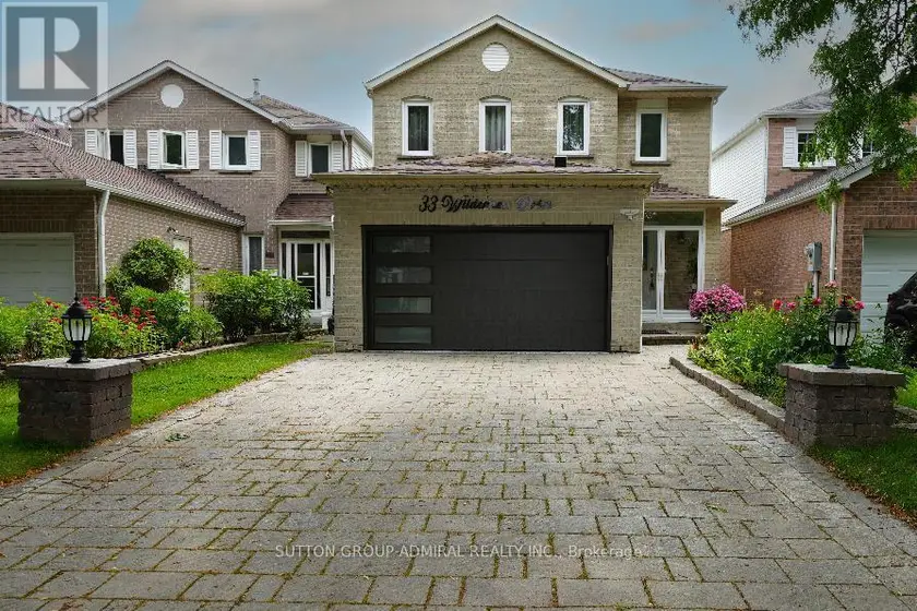 Detached at 33 WILDERNESS DRIVE, Toronto