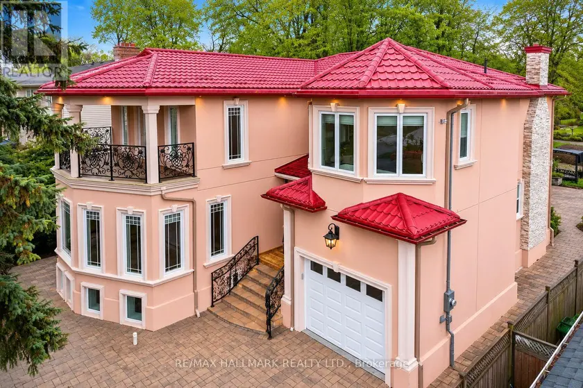 Detached at 32 ORCHARD PARK DRIVE, Toronto