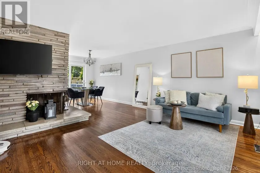 Detached at 100 PERIVALE CRESCENT, Toronto