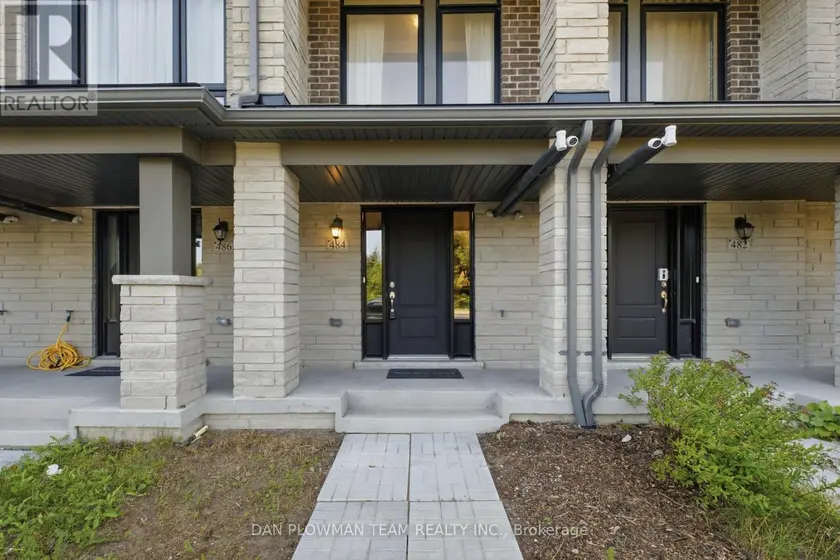 Townhouse at 484 SALEM ROAD S, Ajax