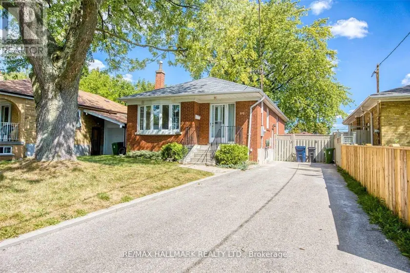 Detached at BSMT - 69 BARRYMORE ROAD, Toronto