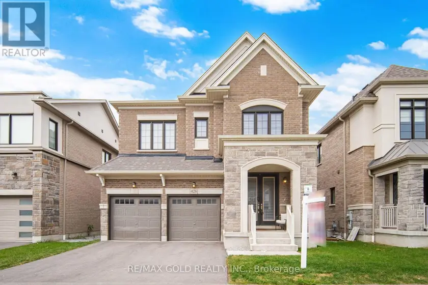 Detached at 426 CORONATION ROAD, Whitby