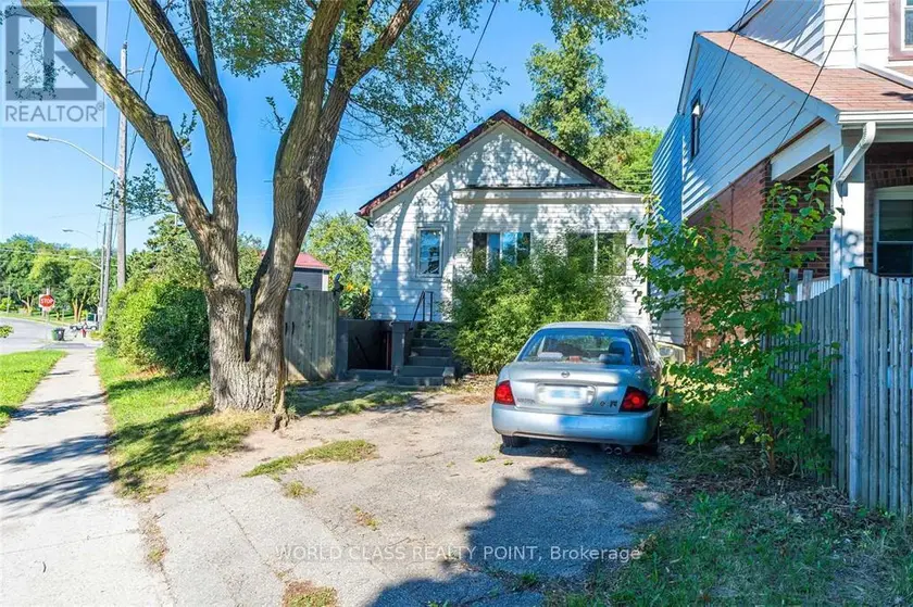Detached at 1 MCINTOSH STREET, Toronto