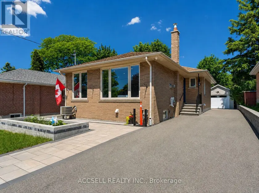 Detached at 10 SYLLA AVENUE, Toronto