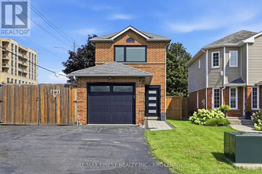 Detached at 28 MELBORNE COURT, Whitby