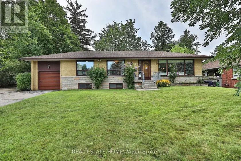 Detached at 71 GATESVIEW AVENUE, Toronto