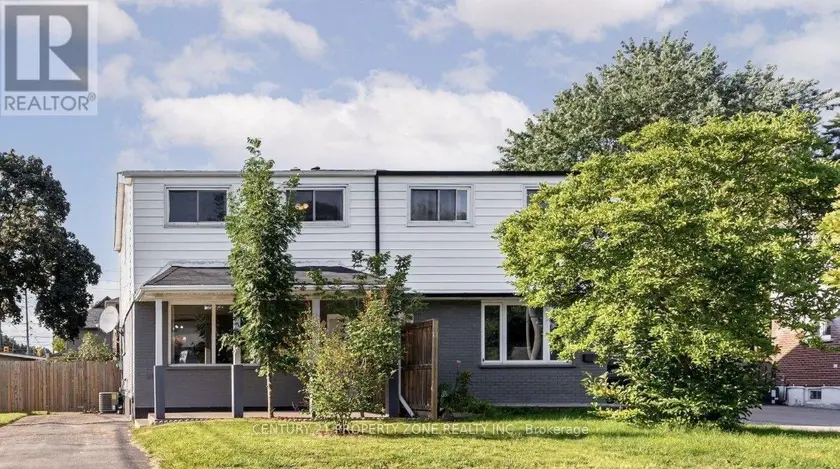 Semi-Detached/Link at 304 FERNWOOD AVENUE, Oshawa