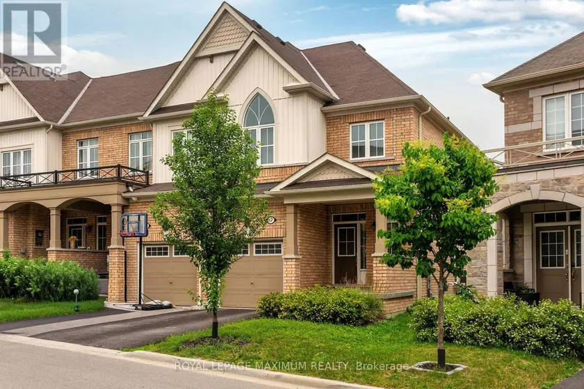 Townhouse at 17 BRENT CRESCENT, Clarington