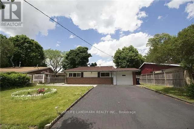 Detached at 24 HIGHBROOK DRIVE, Toronto