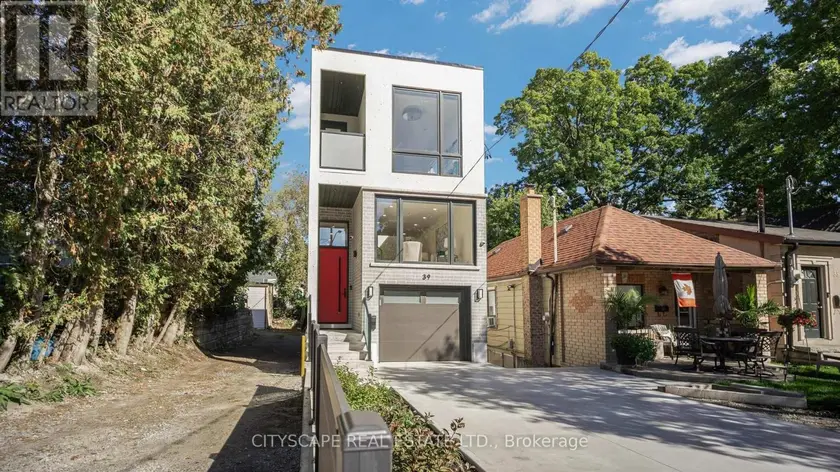 Detached at 39 KENWORTHY AVENUE, Toronto