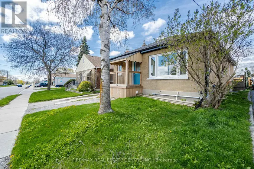 Detached at UPPER LEVEL - 102 WILSON ROAD S, Oshawa
