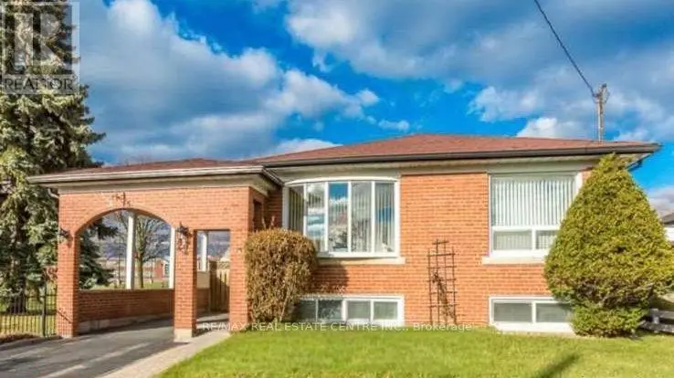 Detached at 22 BERAN DRIVE, Toronto