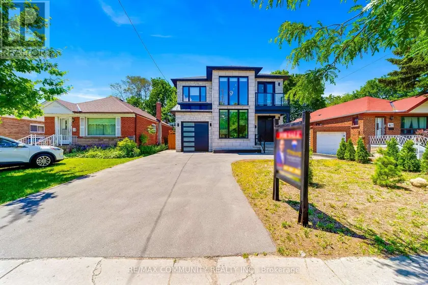 Detached at 856 KENNEDY ROAD, Toronto