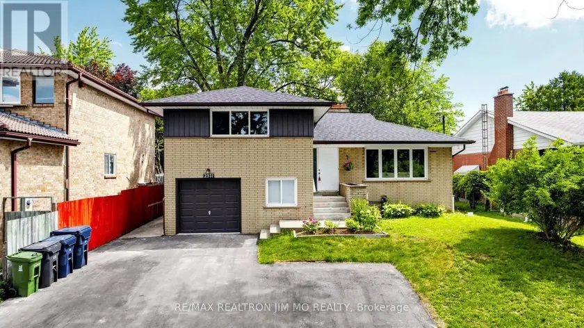 Detached at 2571 KENNEDY ROAD, Toronto