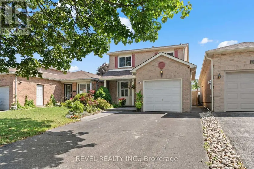 Detached at 18 LONGSTAFF DRIVE, Ajax