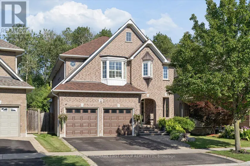 Detached at 9 PEBBLEBROOK CRESCENT, Whitby