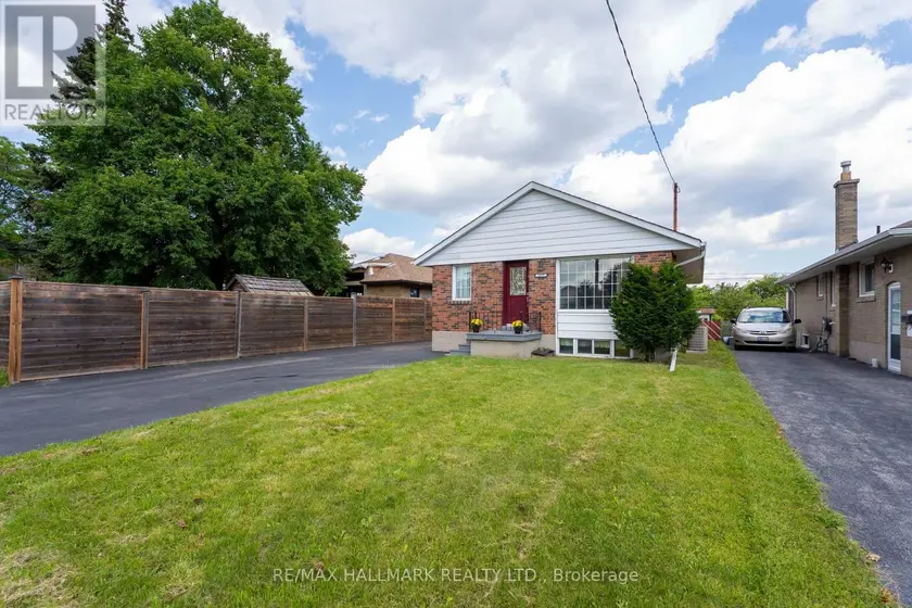 Detached at 1557 PHARMACY AVENUE, Toronto