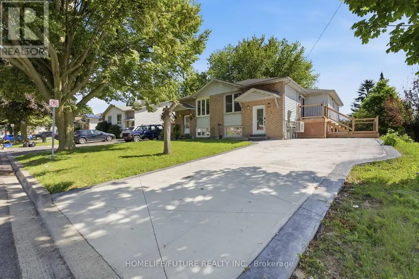 Semi-Detached/Link at 1 LOCKHART GATE, Clarington