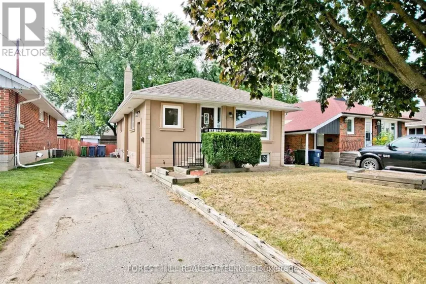Detached at 25 JOANNA DRIVE, Toronto