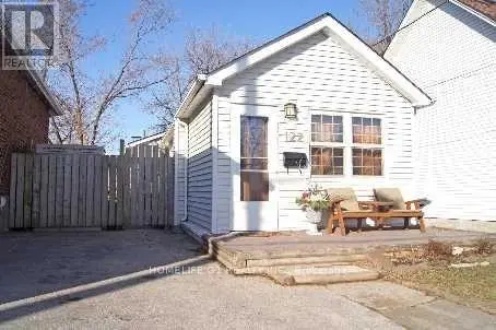 Detached at 122 HARDING BOULEVARD, Toronto