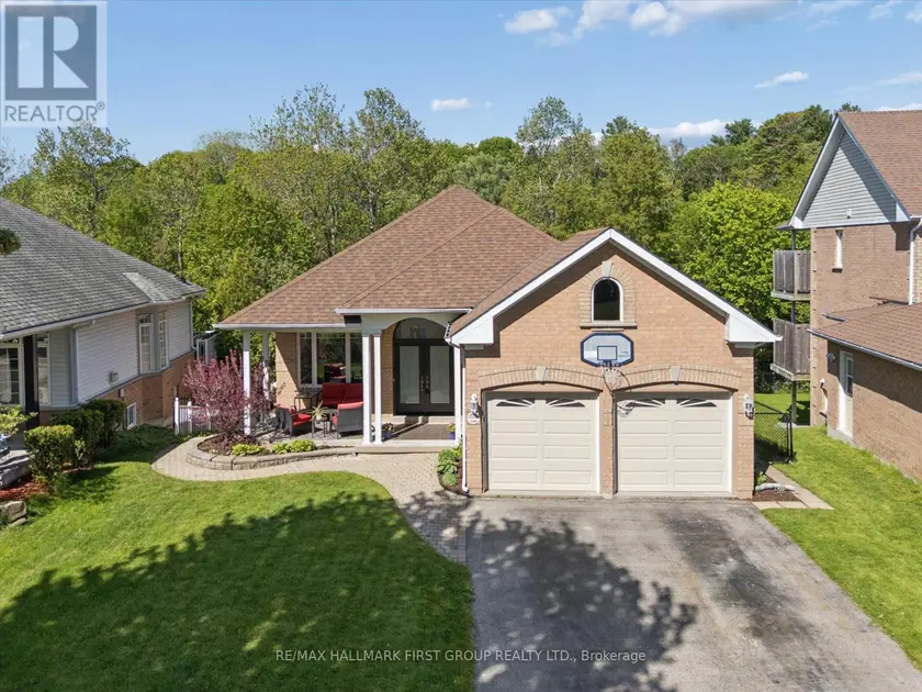 Detached at 1028 HIGHBROOKE COURT, Oshawa