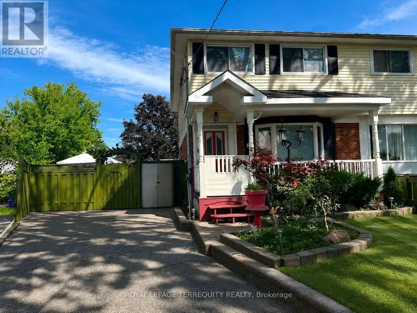 Semi-Detached/Link at 235 BARKLEY CRESCENT, Oshawa