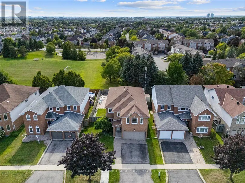 Detached at 989 DEER VALLEY DRIVE, Oshawa