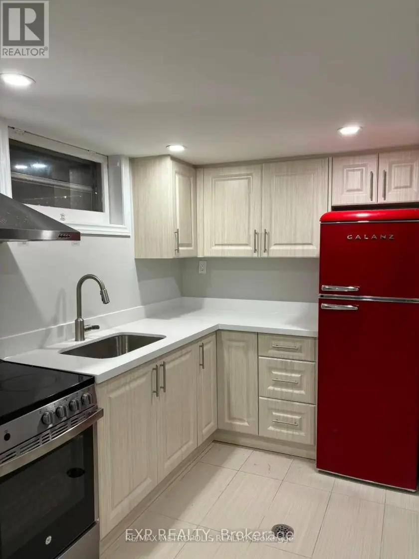 Detached at BSMT - 6 MID PINES ROAD, Toronto
