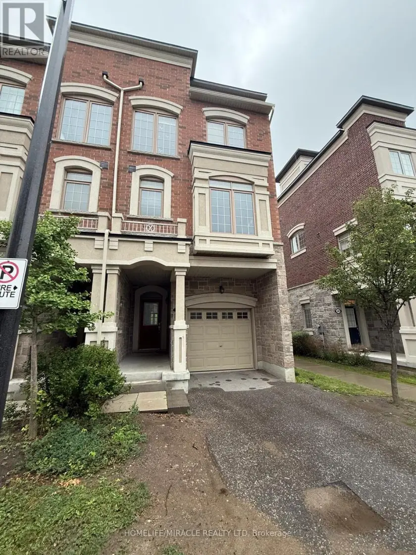 Townhouse at 70 HARWOOD AVENUE N, Ajax