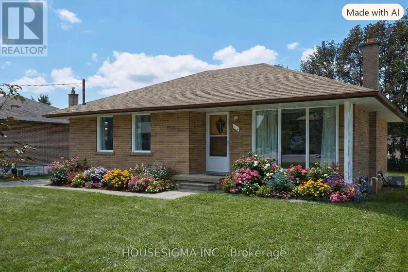 Detached at 212 HALLETT AVENUE, Whitby