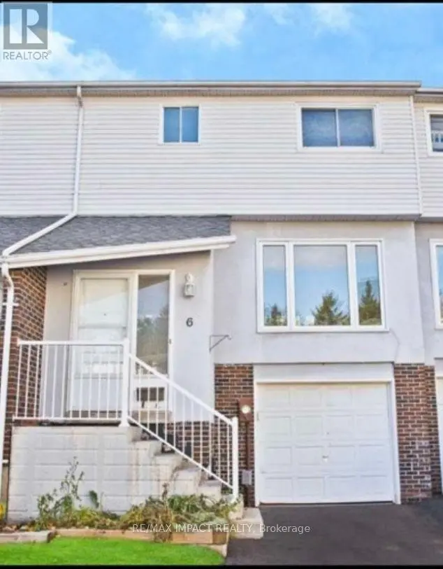 Townhouse at 6 - 301 GARDEN STREET, Whitby