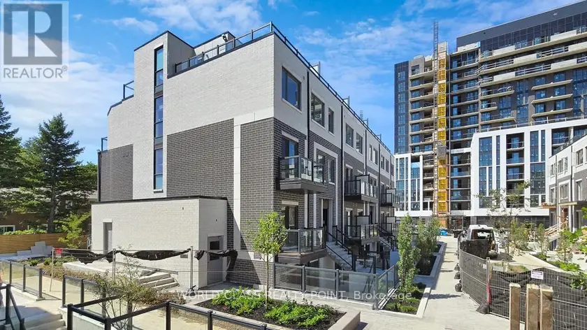 Townhouse at C3- 301 - 3425 SHEPPARD AVENUE E, Toronto
