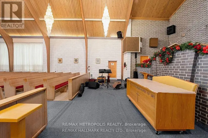 Other at 1 - 233 WESTVIEW BOULEVARD, Toronto