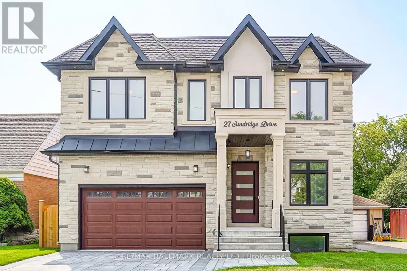 Detached at 27 SUNDRIDGE DRIVE, Toronto