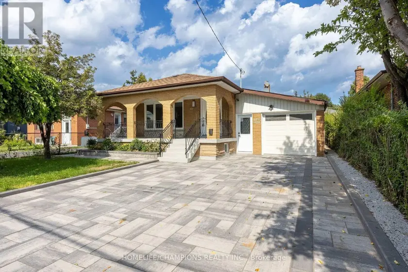 Detached at 1083 BIRCHMOUNT ROAD, Toronto