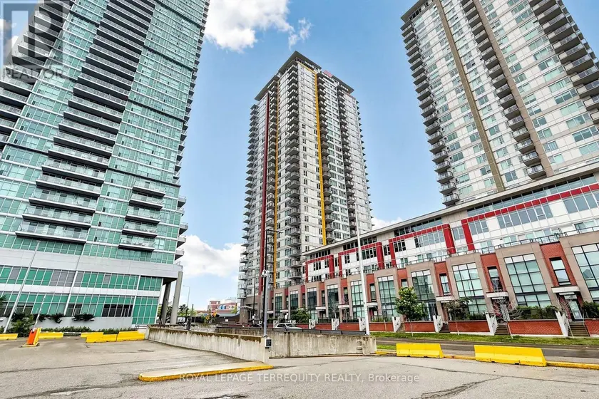 Apartment at 2105 - 25 TOWN CENTRE COURT, Toronto