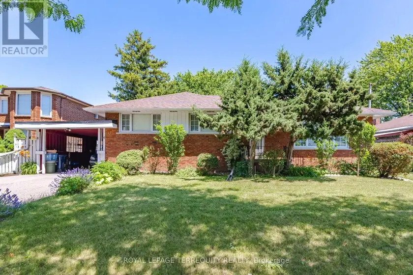 Detached at 879 SCARBOROUGH GOLF CLUB ROAD, Toronto