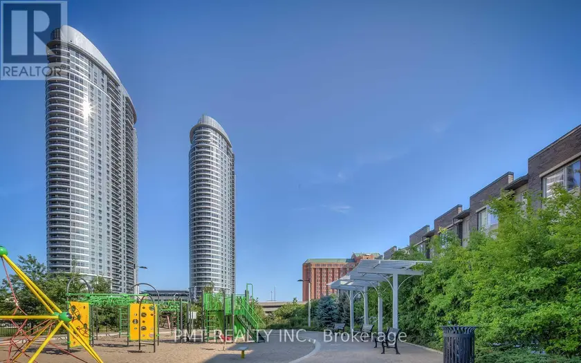 Apartment at 309 - 125 VILLAGE GREEN SQUARE, Toronto