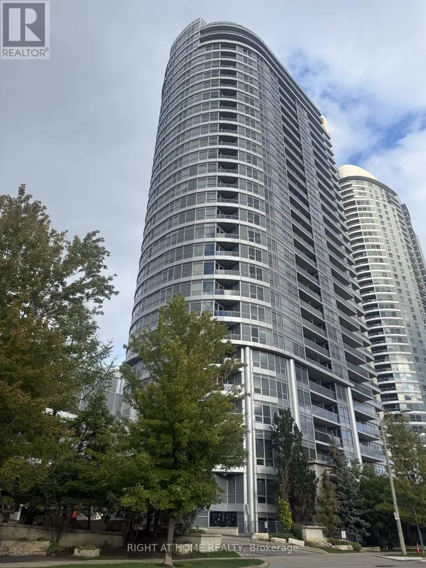 Apartment at 204 - 151 VILLAGE GREEN SQUARE, Toronto