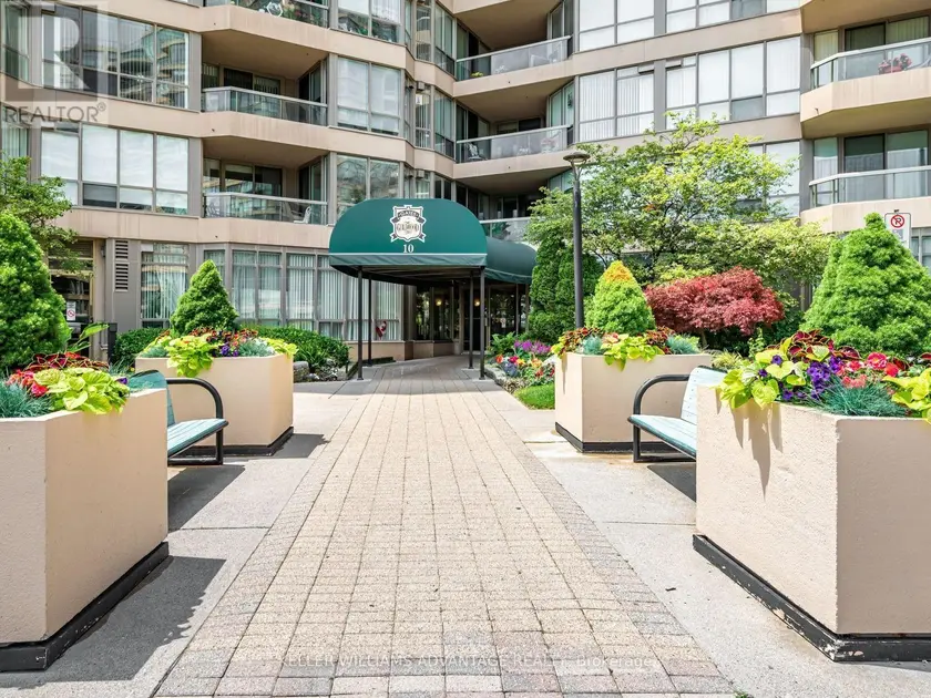 Apartment at 414 - 20 GUILDWOOD PARKWAY, Toronto