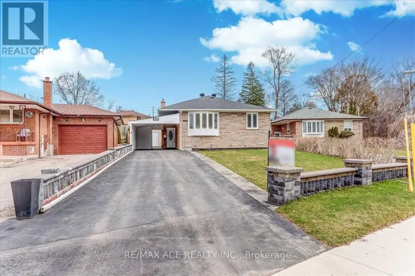 Detached at MAIN - 137 JANRAY DRIVE, Toronto
