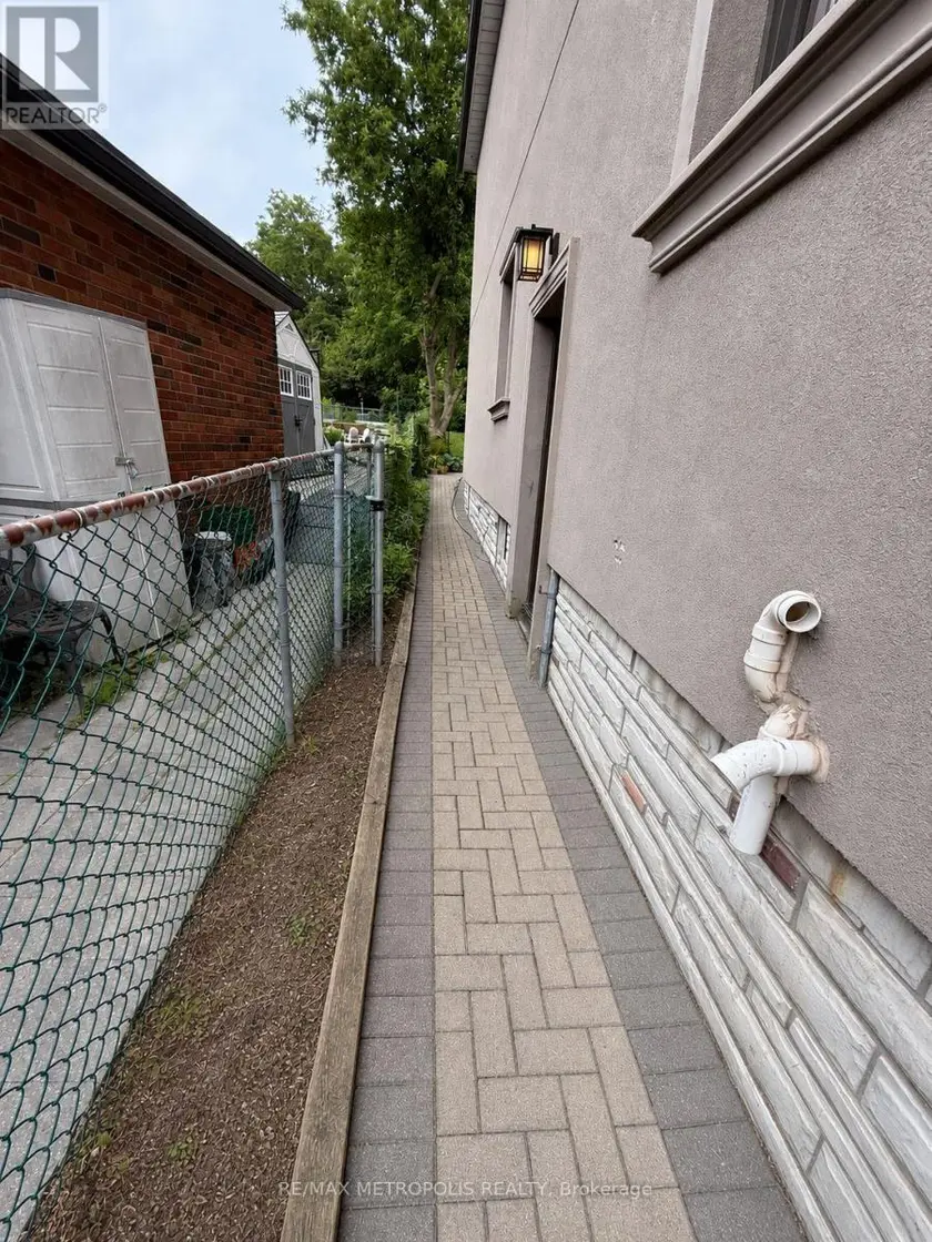 Detached at 57 MIDLAND AVENUE, Toronto