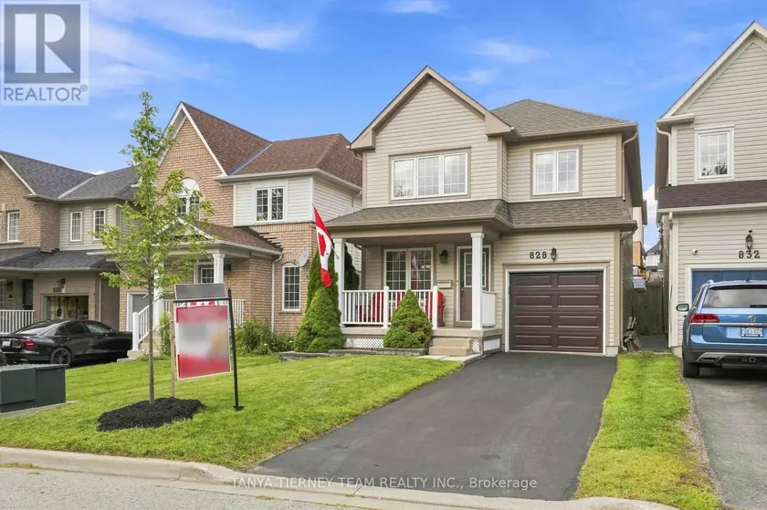 Detached at 828 TAGGART CRESCENT, Oshawa