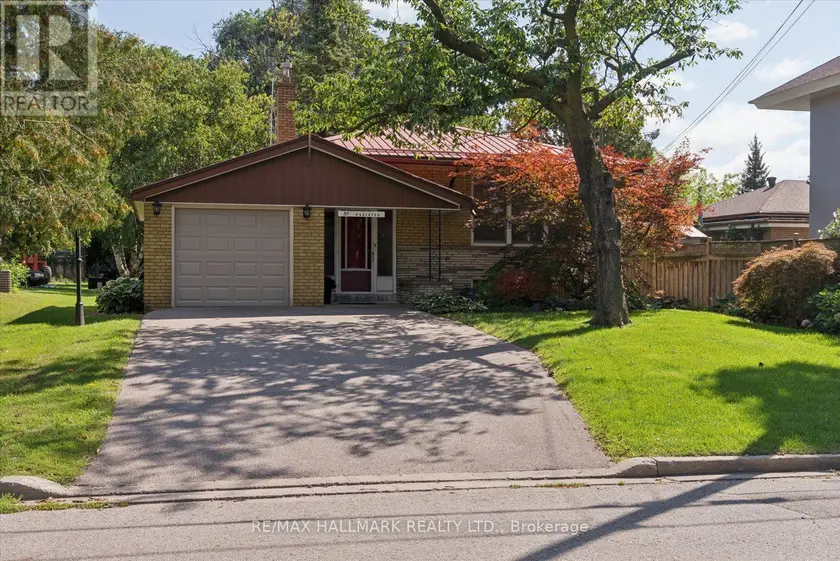 Detached at 51 ALLISTER AVENUE, Toronto