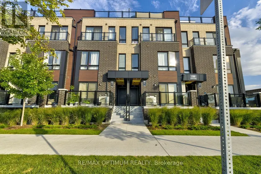 Townhouse at 4 - 235 MCLEVIN AVENUE, Toronto