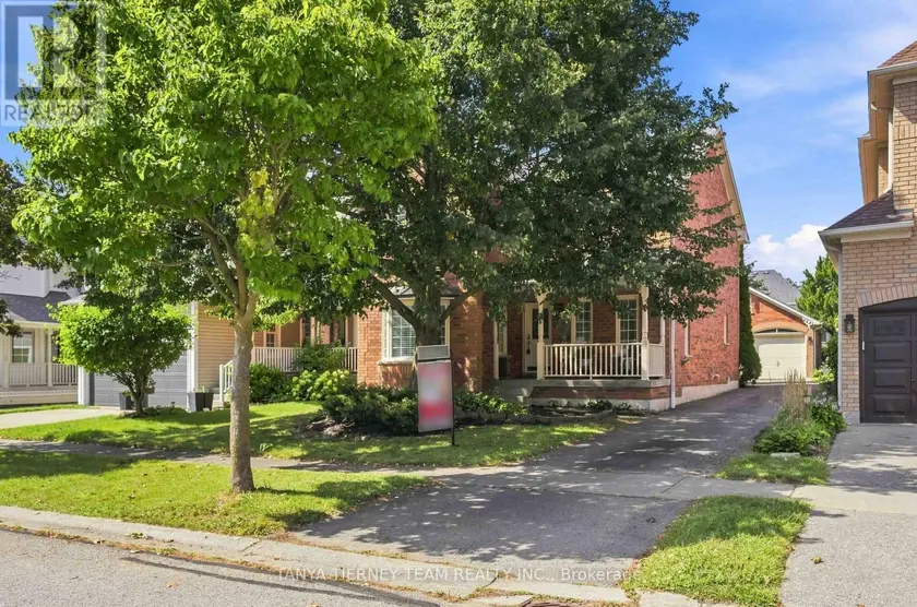 Detached at 36 ZACHARY PLACE, Whitby