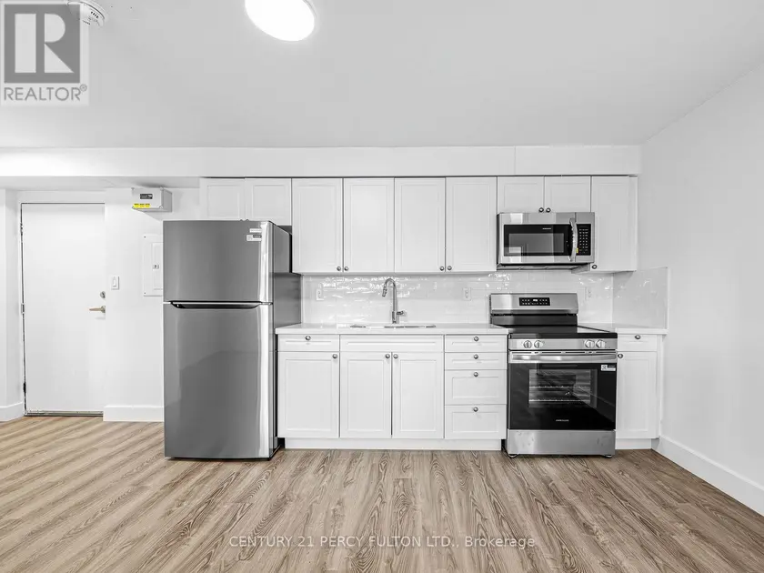 Apartment at 11 - 200 GARDEN STREET, Whitby